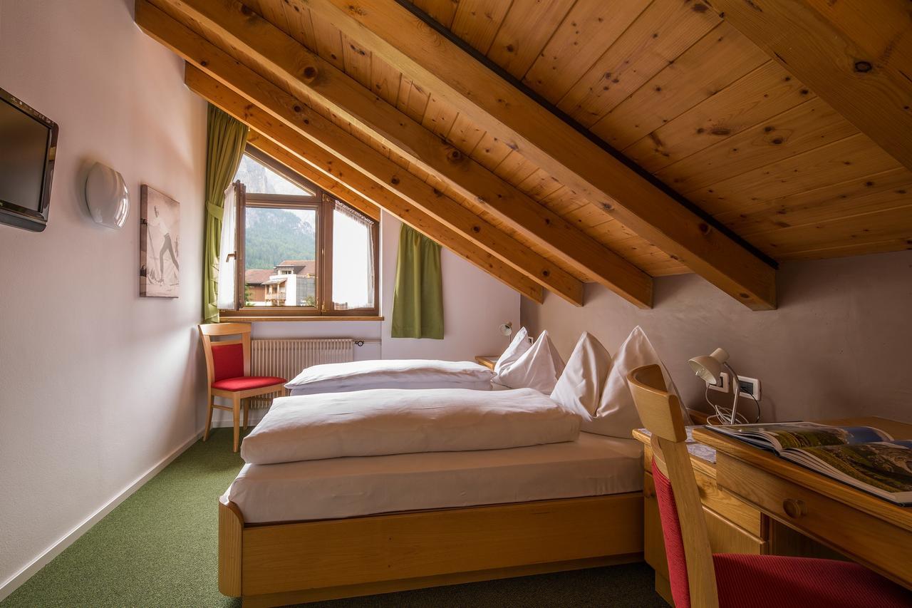 Hotel Christian Корвара-ин-Бадия Экстерьер фото