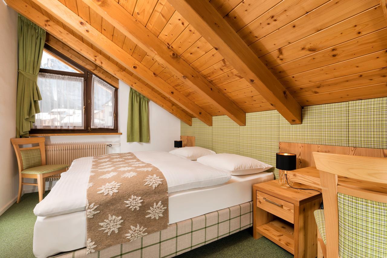 Hotel Christian Корвара-ин-Бадия Экстерьер фото